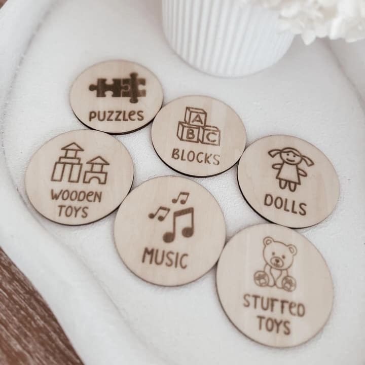 Circle wood toy box tags – Made For You Custom Gifts