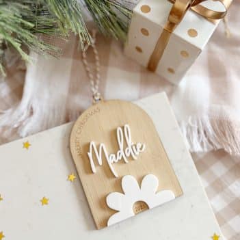 Arch Daisy |  Decoration